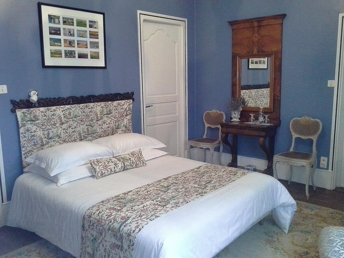 Bed and Breakfast Le Logis De Ruelle Exterior foto