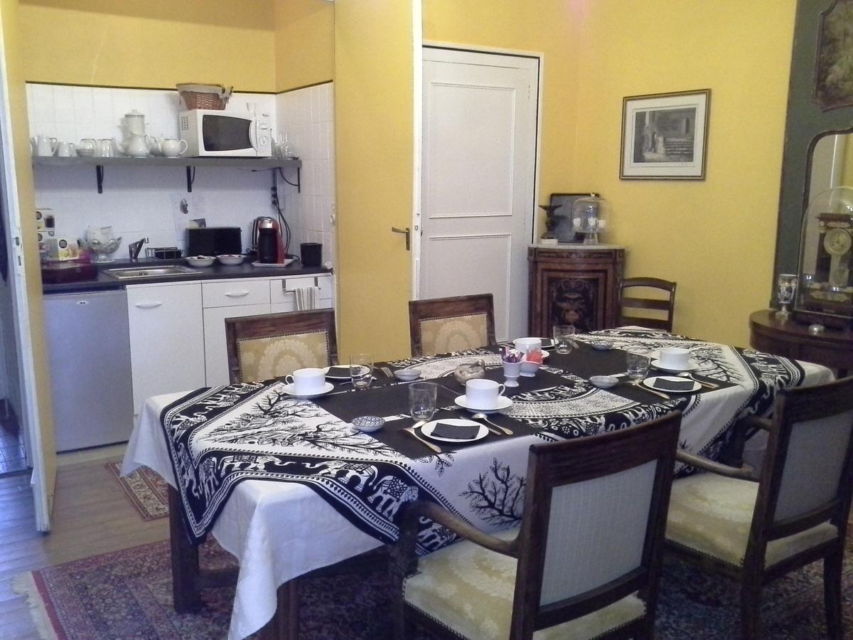 Bed and Breakfast Le Logis De Ruelle Exterior foto